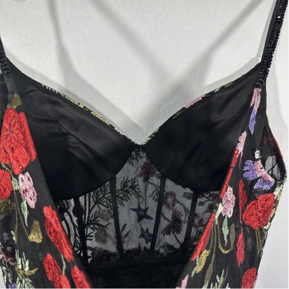 NWT $598 Mac Duggal [ 8 ] Floral Lace Embroidered Sweetheart Gown Black Red‎ - Picture 13 of 16